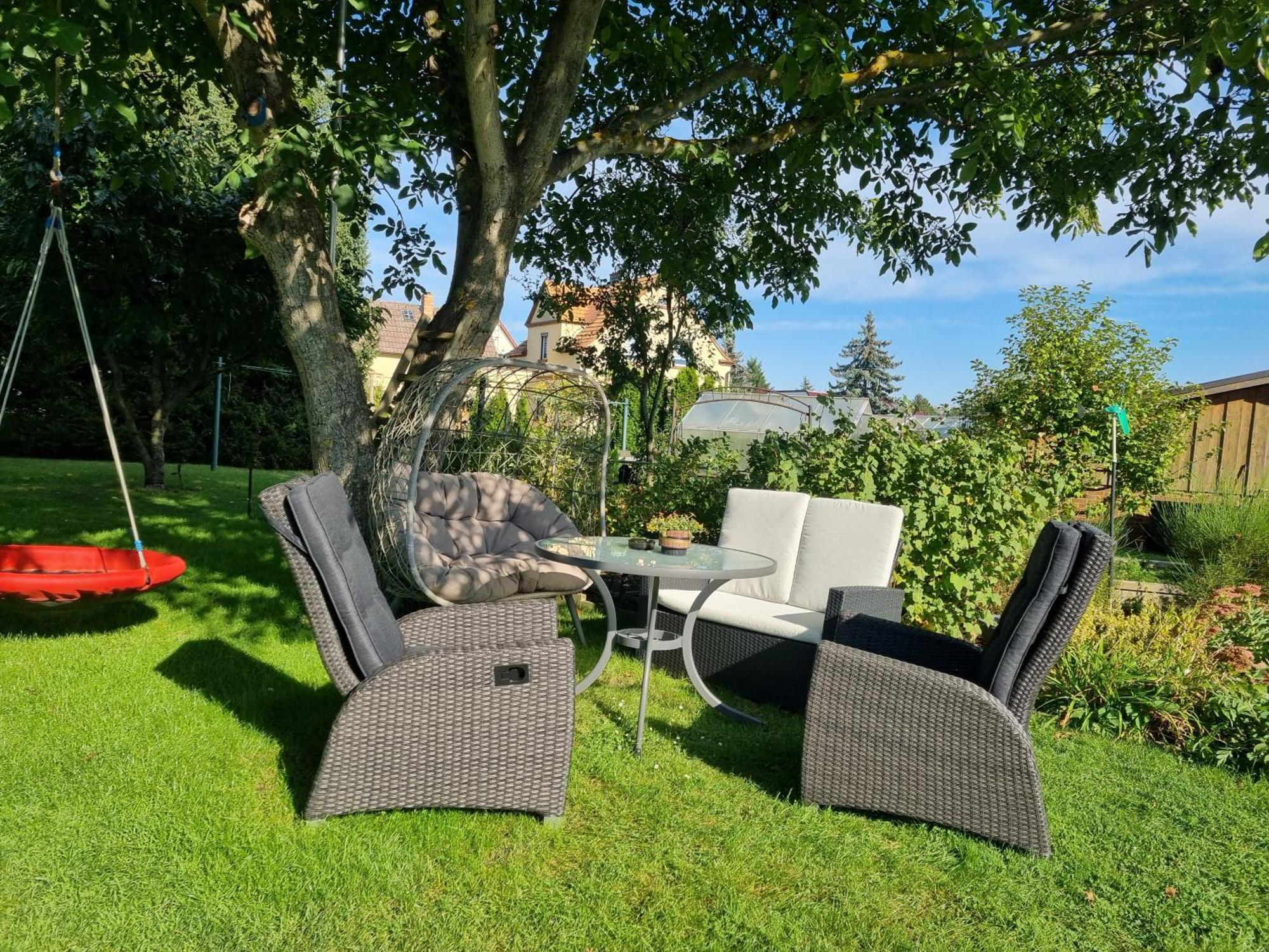 Ferienwohnung *Zur Weinbergstrasse* Lauta Exterior foto