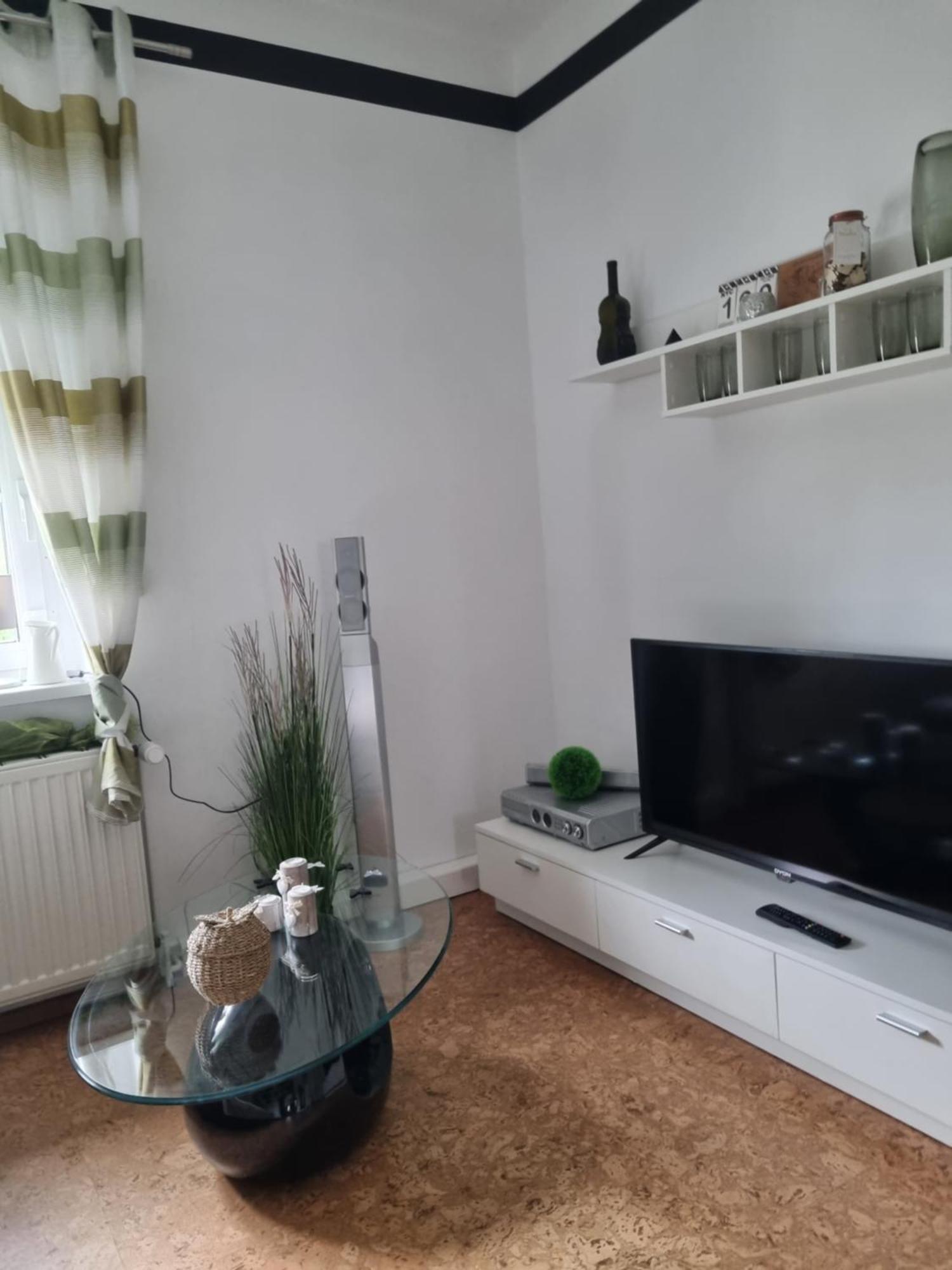 Ferienwohnung *Zur Weinbergstrasse* Lauta Exterior foto